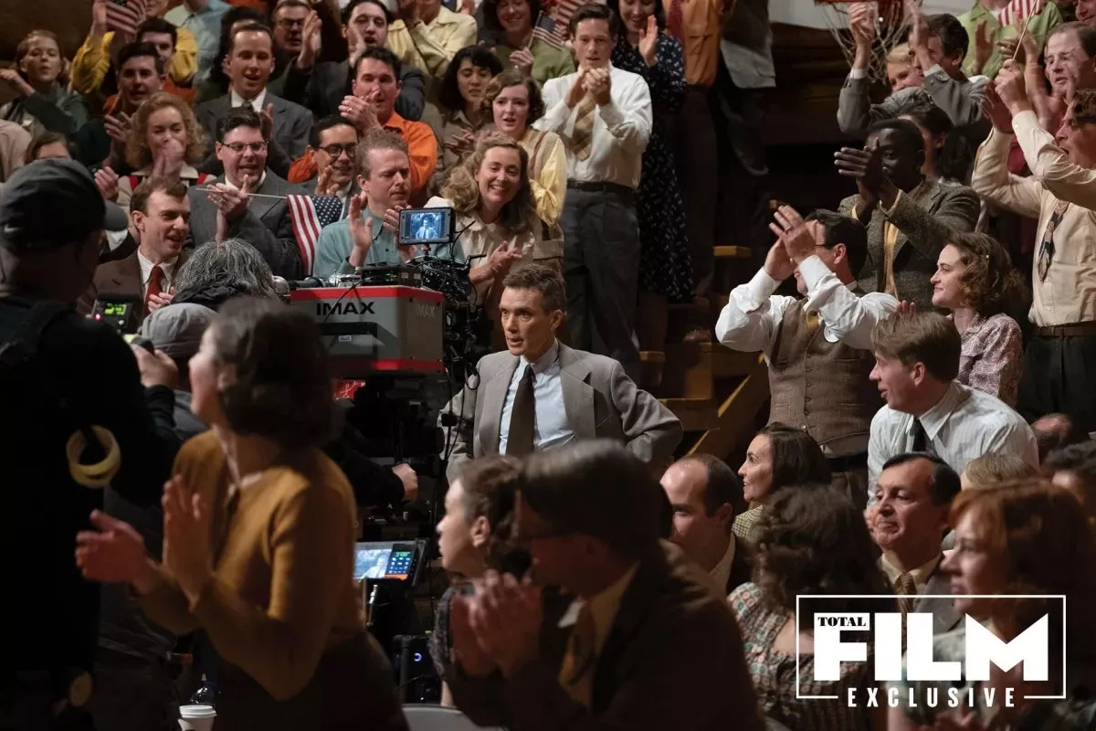 Christopher Nolan: No CGI used for atomic bomb explosion in 'Oppenheimer' | FMV6