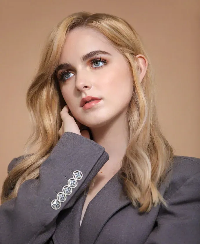 Mckenna Grace New Photoshoot For Composure Magazine FMV6 Mckenna Grace New Photoshoot For Composure Magazine FMV6