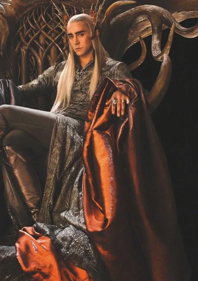 A set photo of Thranduil Lee Pace in 'The Hobbit' | FMV6
