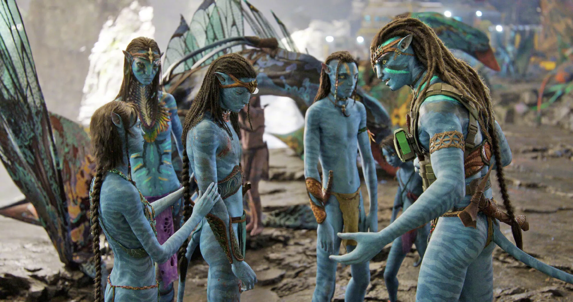 'Avatar: The Way of Water' broke $2.2 billion at the global box office and entered the top three in film history | FMV6