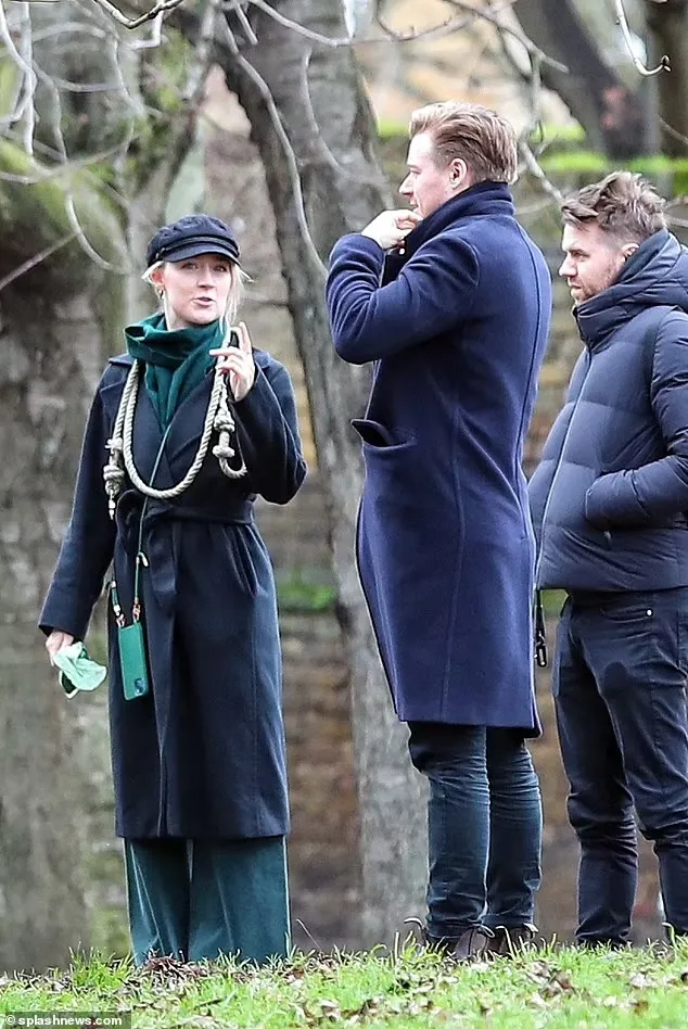 Saoirse Ronan and Jack Lowden walking their dogs together | FMV6