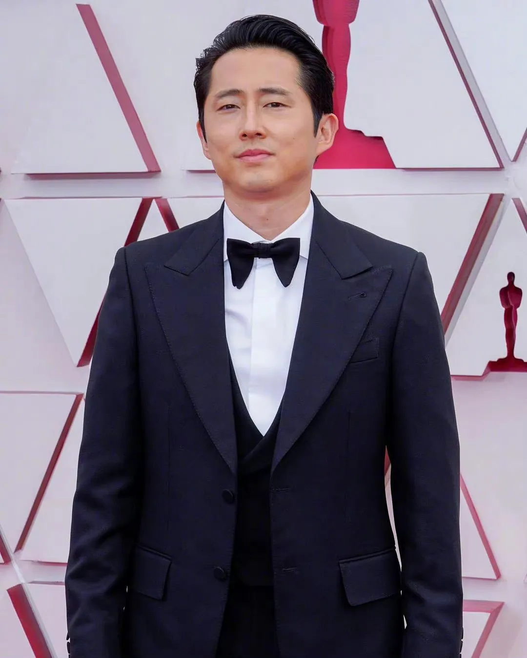 Steven Yeun Joins Marvel's 'Thunderbolts' as Unknown Character | FMV6